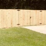 What Size Wood for Fence Rails?